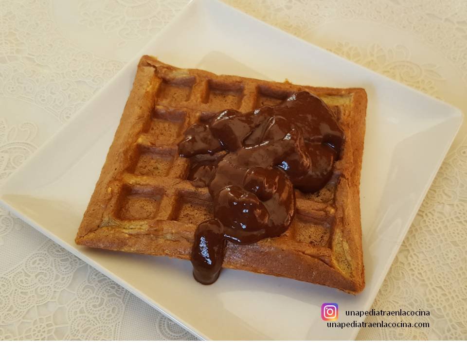 gofre con chocolate